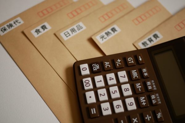 お金の袋分けで家計管理！封筒や財布で項目を小分け＆書き方！